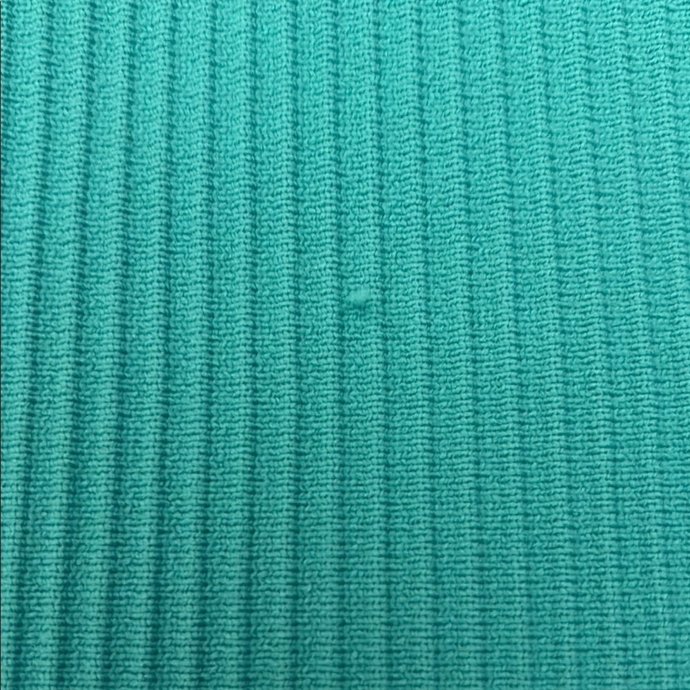 Green Ribbed Sleeveless Tank Top - Picture 3 of 4